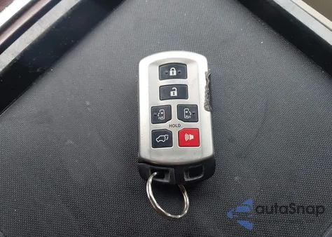 2011 Toyota Sienna Xle V6 из США, поврежденный, VIN 5TDYK3DC9BS134315